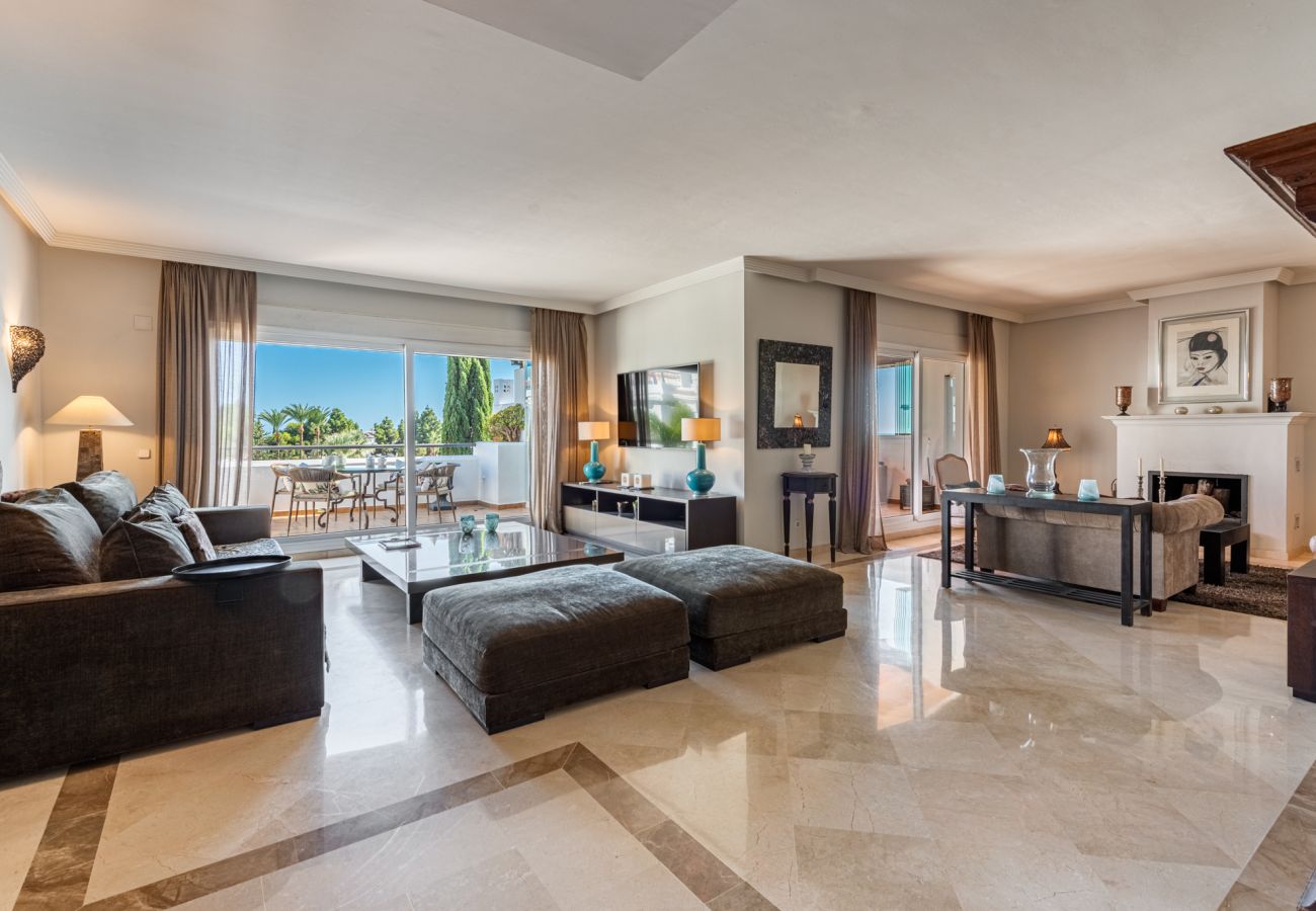 Ferienwohnung in Marbella -  Palm Beach Penthouse (R2611208)