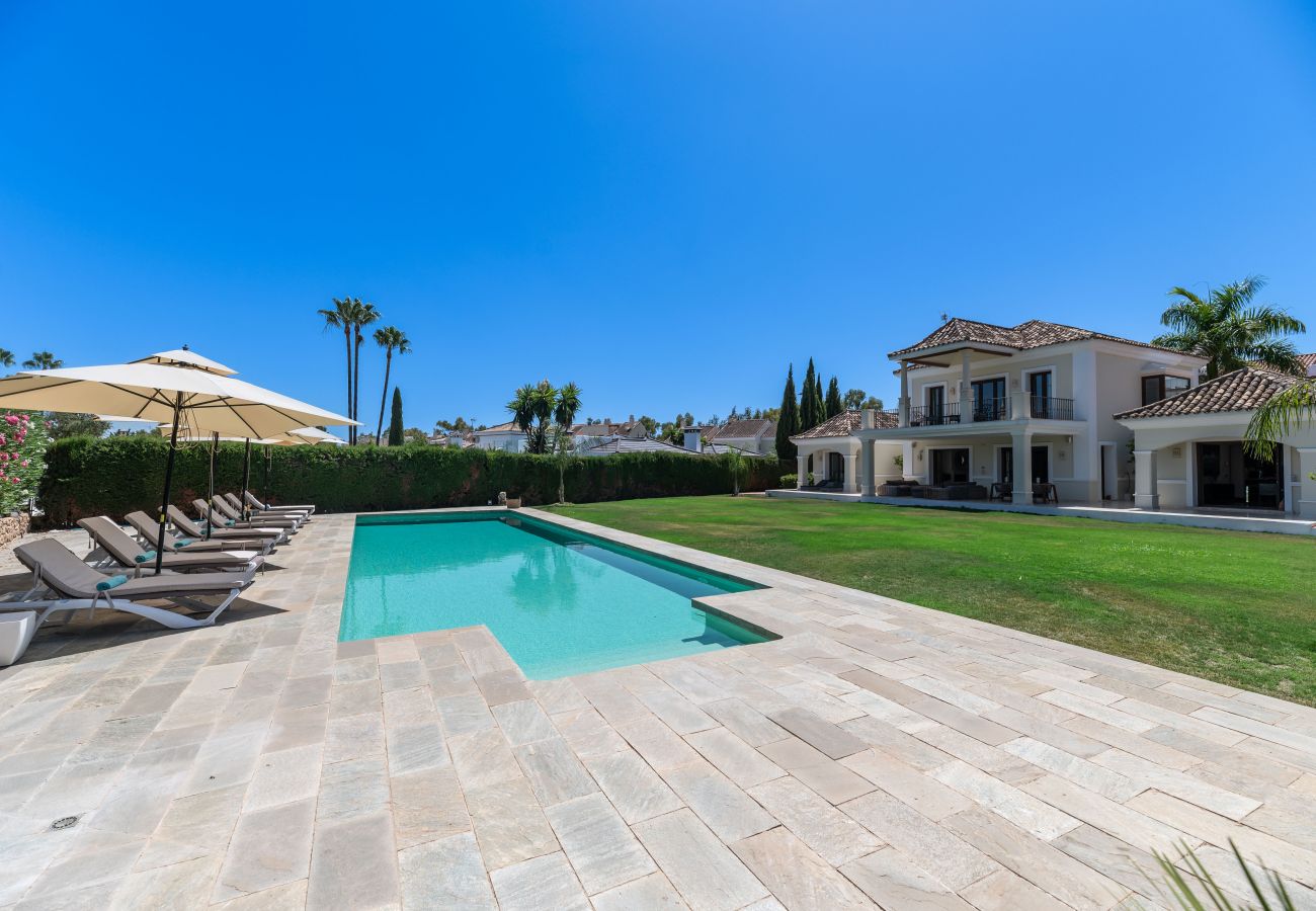 Villa in Neu-Andalusien - Villa Michelle 