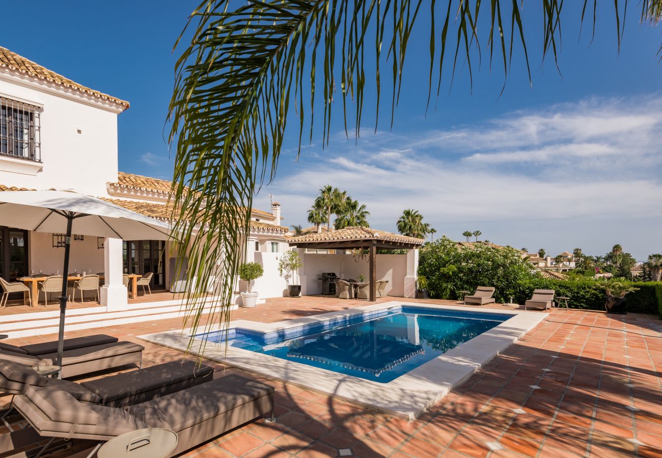 Villa en Nueva andalucia - Villa Oliva